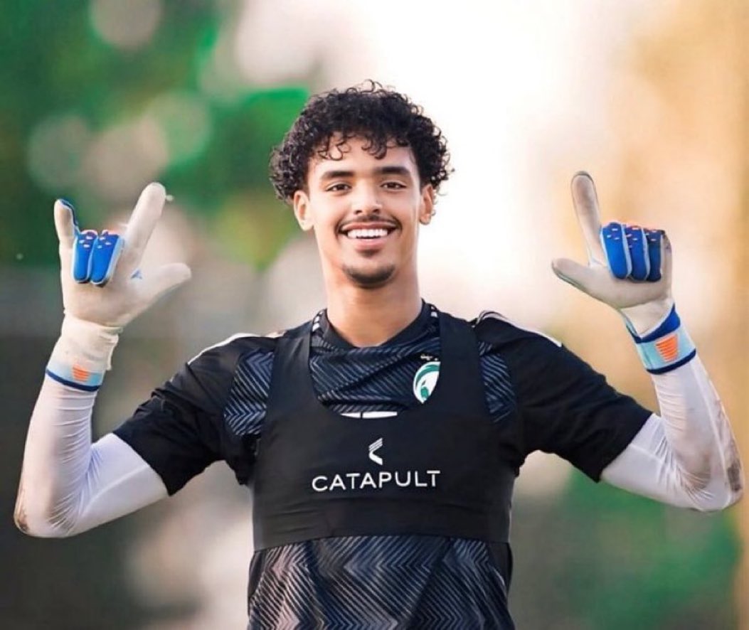 🚨🚨🚨🚨🚨 عاجل :

جمهور الاتحاد يرسل هاشتاق المطالبة باللعب بالحارس حامد الشنقيطي اساسيًا الى ترند X

🤯🤯🤯🤯🤯🔥🔥🔥🔥🔥🔥

#حامد_الشنقيطي_مطلبنا