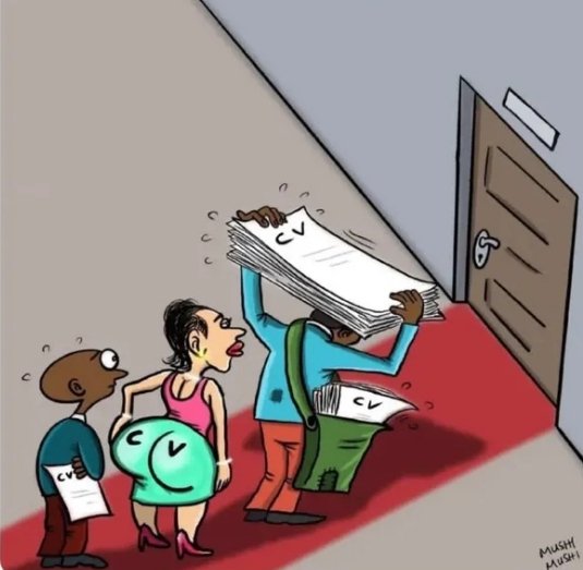 😂😂Alie tengeneza hii carton mbona km anatukatisha tamaa