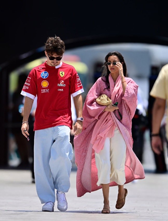 the way she’s always outshining him