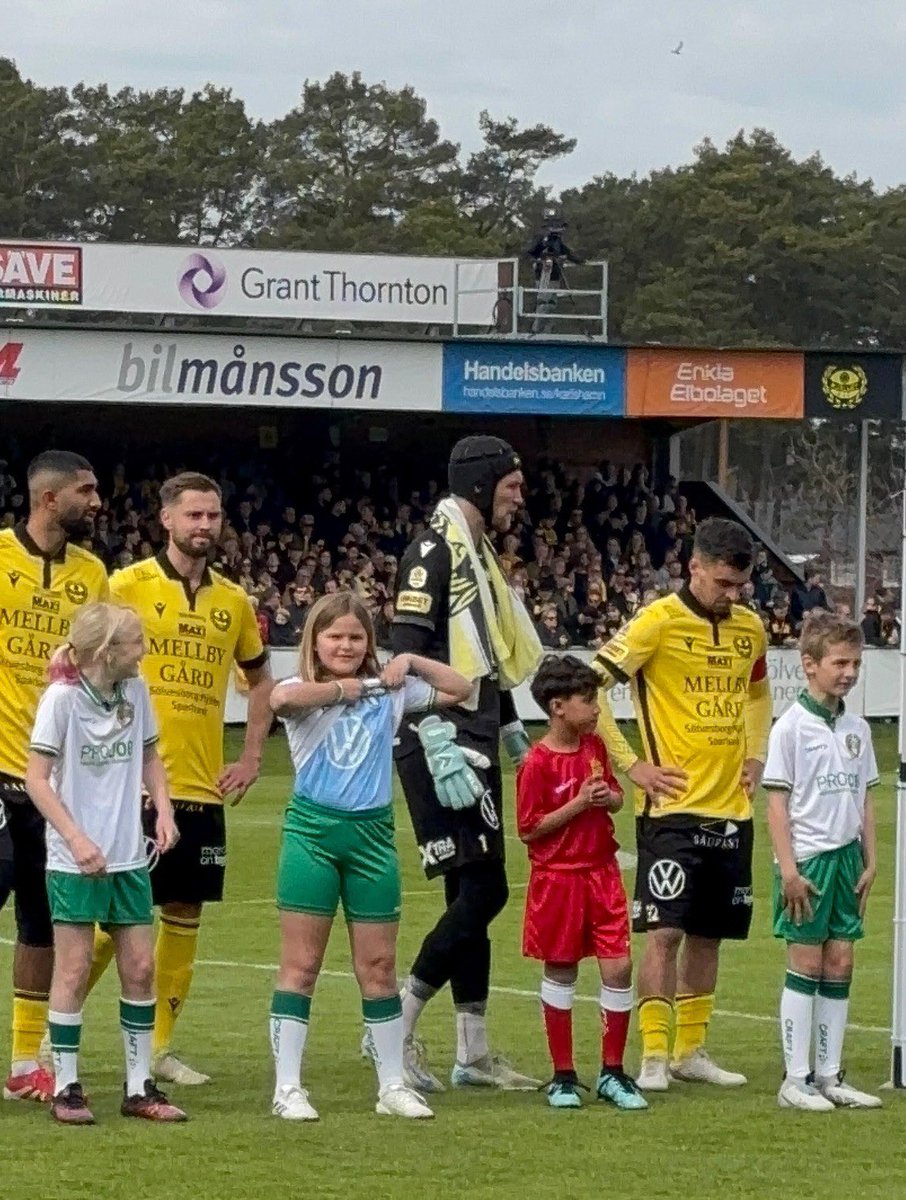 Matchens lirare på Strandvallen igår: