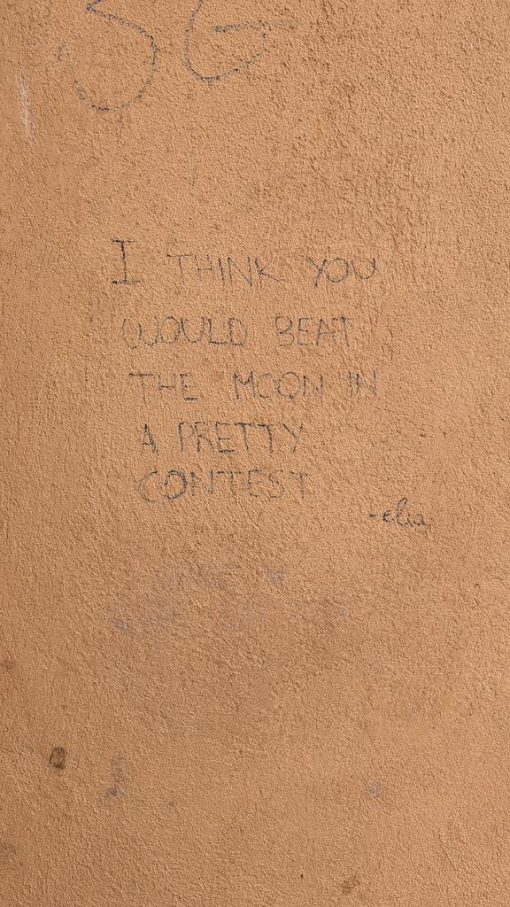 KEONSEAST's tweet photo. WHICH CLIKKIE DID THIS IN BOLOGNA AT SAN LUCA https://t.co/63qXmDCrWY