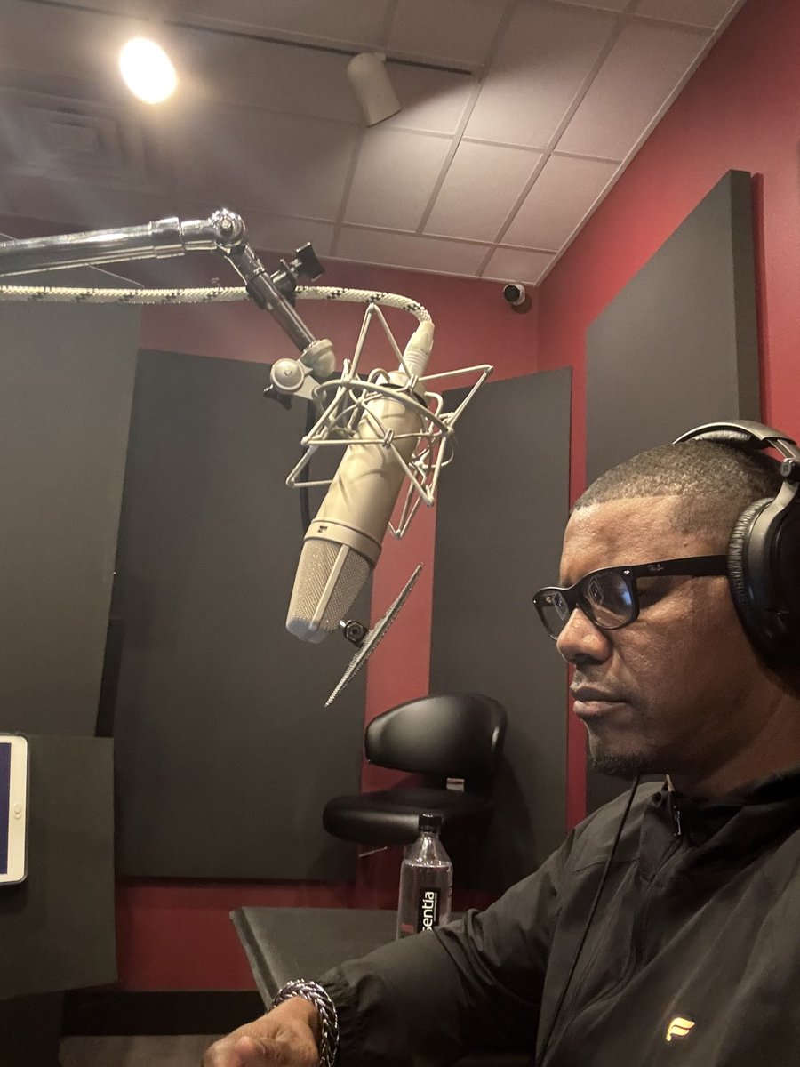 coachdmc's tweet photo. Knocked out my “Runs In The Family” audiobook recording! 🎙️🎧

The little bit I did read, got a little tongue tied, but my Diem coached me over the hump!!!

Pre-order the book AND the audiobook NOW! 

https://t.co/o0C2KnqgN3 https://t.co/TJKeIhQRJP