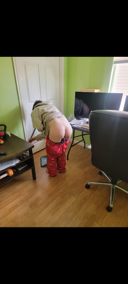 SweetJBoo tweet media