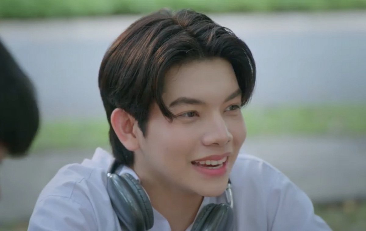 WD_BB25V's tweet photo. คุณน่ารักมากจนฉันตกหลุมรักคุณอีกครั้ง💕💕
#บันทึกลับรักฉบับผี
#SecretGhostTheSeries
#BUGDanuphop @BUGDanuphop https://t.co/I9jXvffHhj