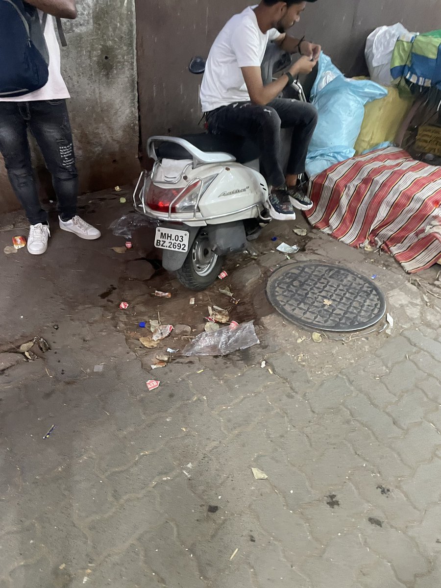 roads39331's tweet photo. Dear Sir /Madam
Regular problem of bike parking in no parking zone at Hariyanawala lane station road kurla west
Ladies Senior Citizens cant walk properly even Ambulance can't get turn properly
Please help to get strict discipline.
@MTPHereToHelp
@CMOMaharashtra 
@mybmc 
@PMOIndia https://t.co/7RZiC1y5RM