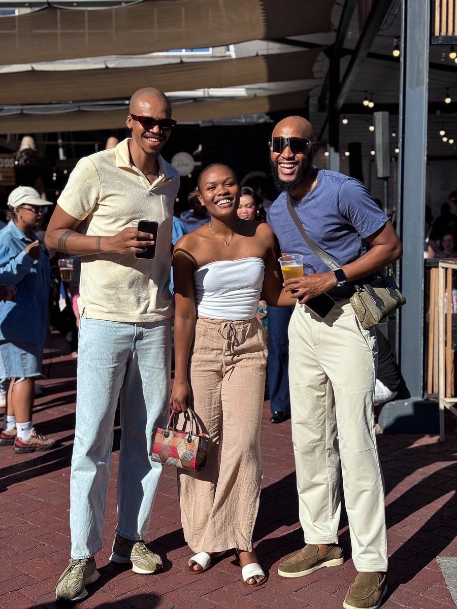 mohale_motaung's tweet photo. Day 1’s! 🤘🏾❤️ @Sinesipo @Truddols https://t.co/9liR4a0oki