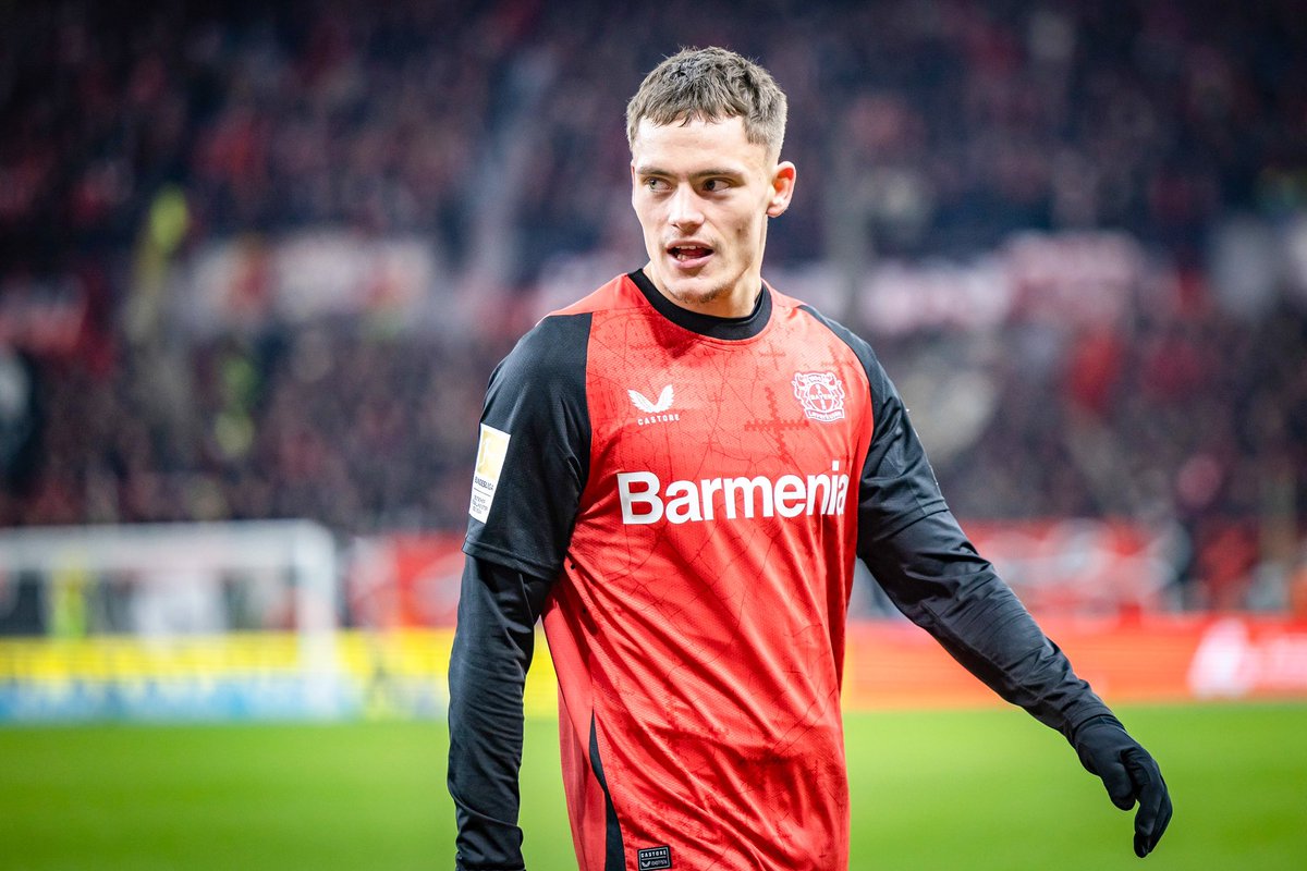 🚨 𝗟𝗔 𝗣𝗥𝗜𝗢𝗥𝗜𝗧𝗘́ 𝗔𝗕𝗦𝗢𝗟𝗨𝗘 𝗗𝗘 𝗙𝗟𝗢𝗥𝗜𝗔𝗡 𝗪𝗜𝗥𝗧𝗭 🇩🇪 𝗘𝗦𝗧 𝗗𝗘 𝗥𝗘𝗝𝗢𝗜𝗡𝗗𝗥𝗘 𝗟𝗘 𝗥𝗘𝗔𝗟 𝗠𝗔𝗗𝗥𝗜𝗗 ! 🤍

Le joueur estime que c’est le club qui lui offrirait la meilleure opportunité de remporter la Ligue des Champions et le Ballon d’Or.

🗞️