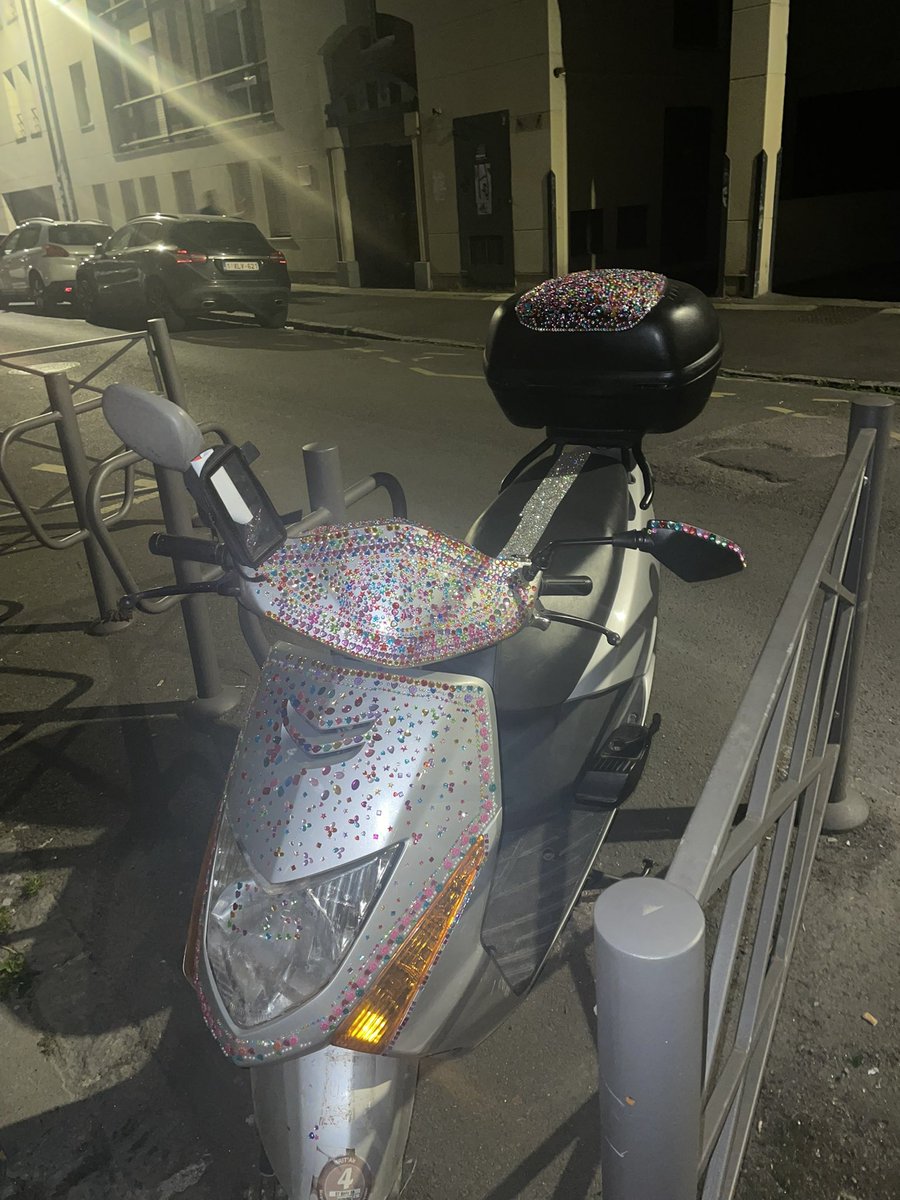 iconiccccc tweet media