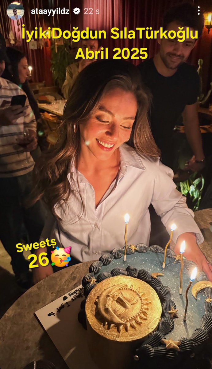 Un gran día para la chica adorada🤗 y nosotras SoloSılafans vimos caer falsos montajes/teorías que durante años han tejido a su alrededor en beneficio de otros; es dueña de su vida, elige cómo y con quien vivirla; Bien hecho🥳

#SılaTürkoğlu