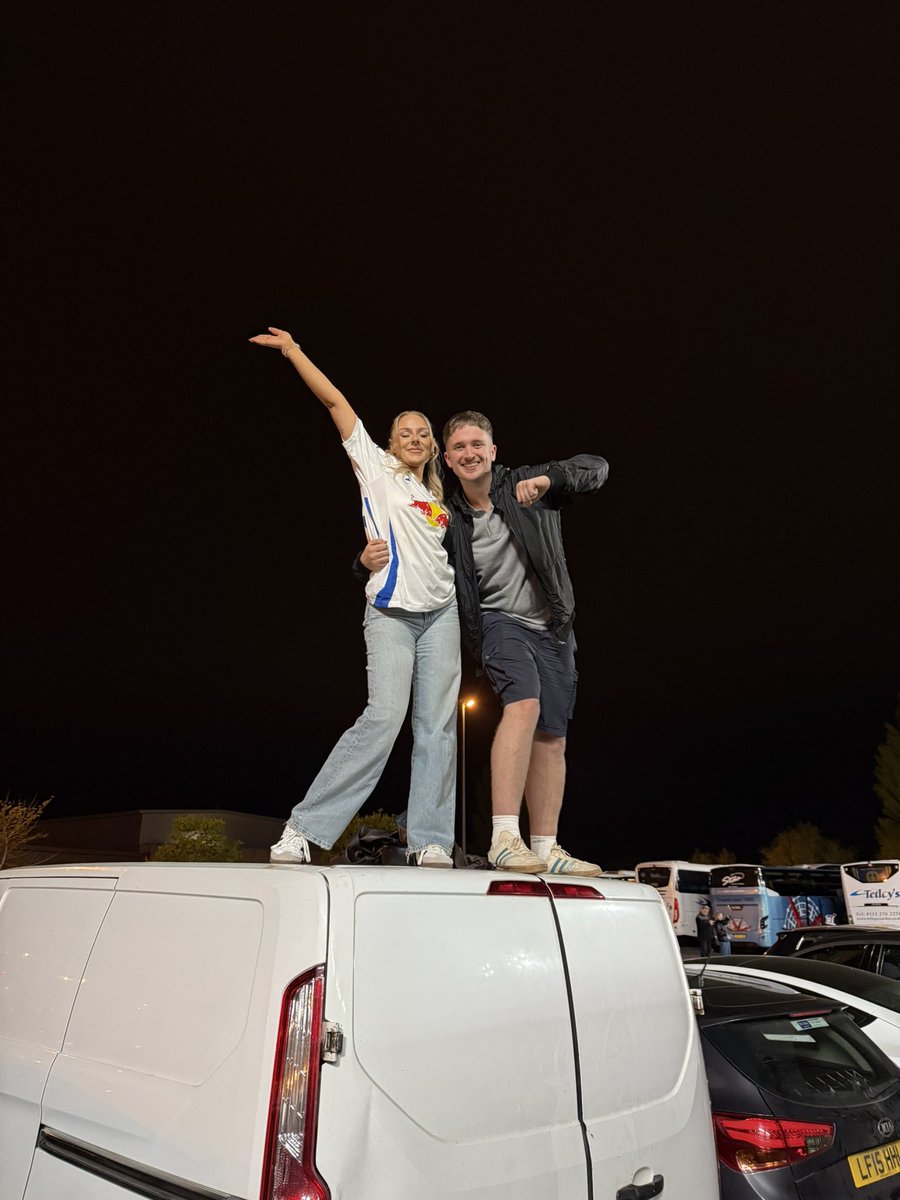 lexspink's tweet photo. shoutout to Nathan and his van for letting me join him to watch the Oxford Leeds game, we’re leeds united we sit where we want 🤣👊🏼 #LUFC #leedsunited @LUFC https://t.co/ZQKzwb7nXC