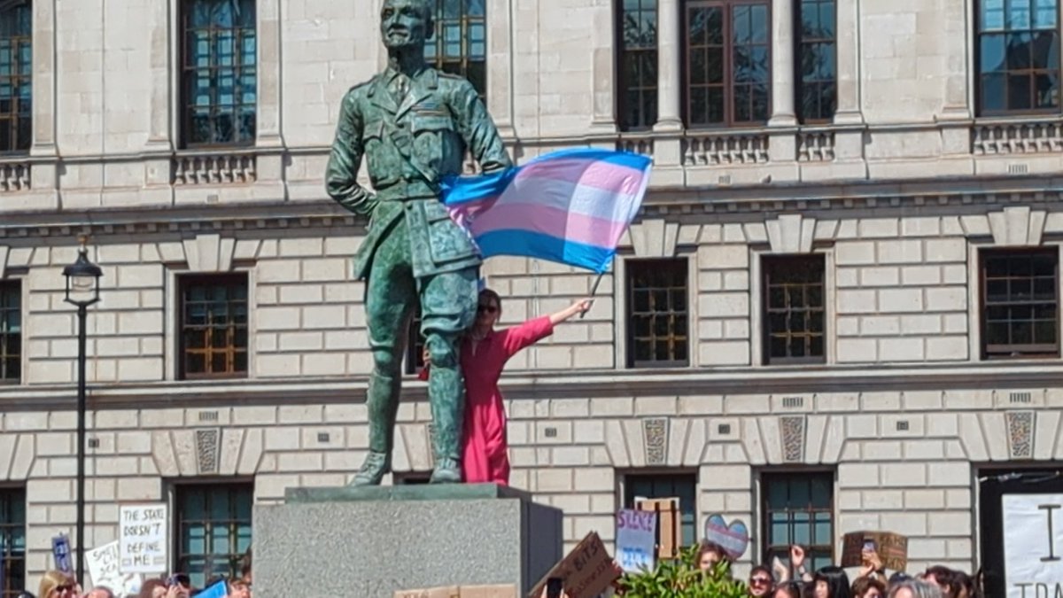 thelongestone's tweet photo. It wasn't the Easter Saturday I wanted to have, but it was the Easter Saturday I had to have
#TransRightsAreHumanRights
#ISTandWithTrans https://t.co/pU2biFR80S