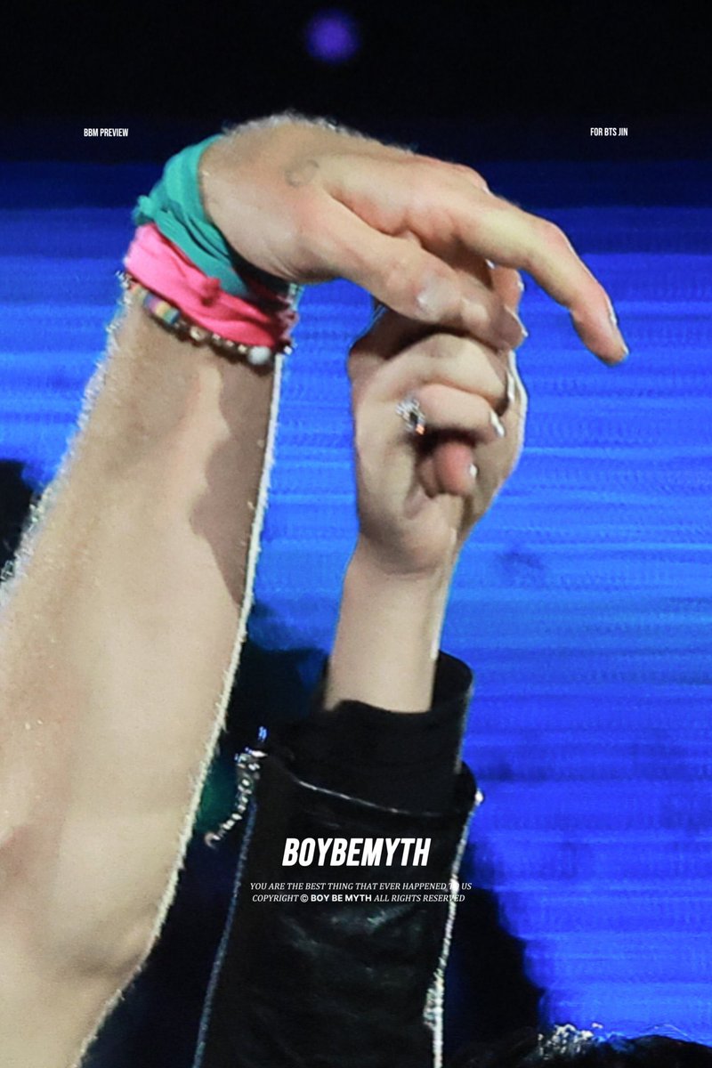 아기냐고ㅠㅠㅠㅠㅠㅠㅠㅠㅠㅠㅠㅠㅠㅠ 손 잡은거봐ㅜ