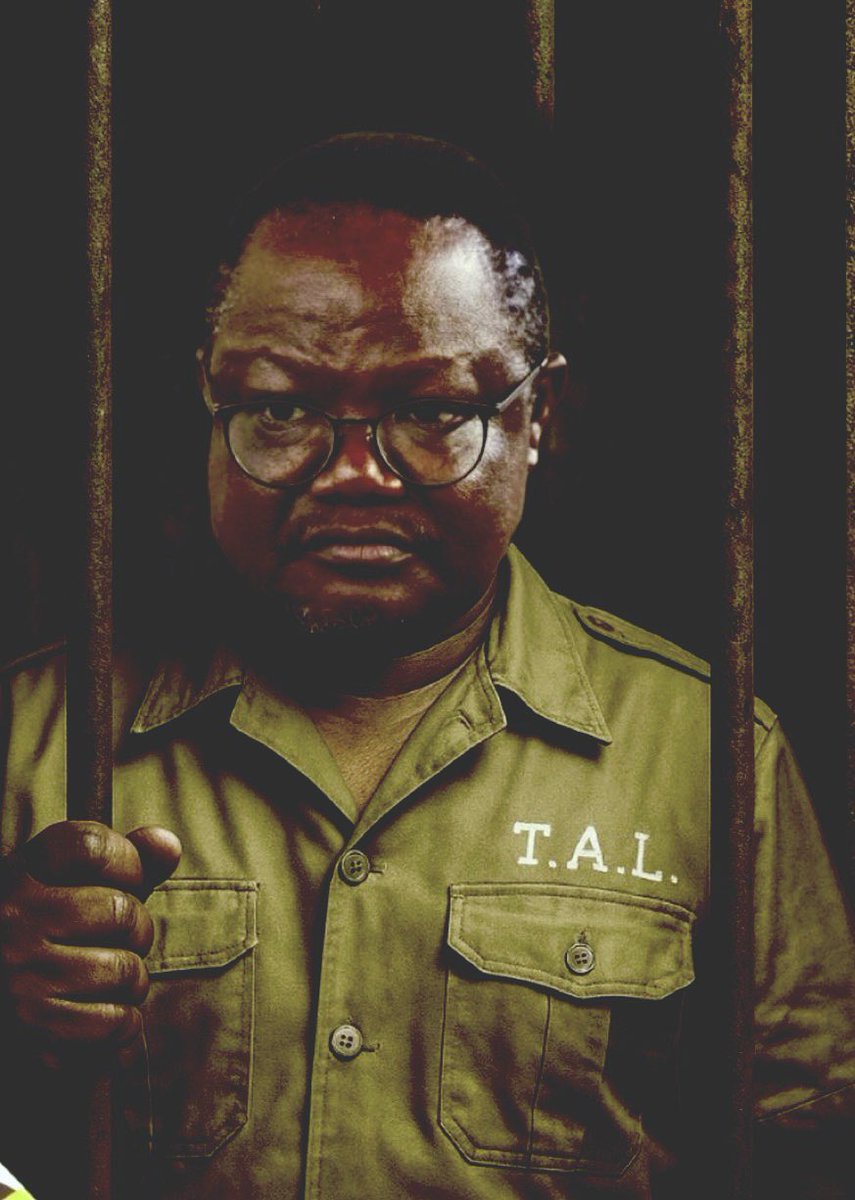 TanzaniaLeaks's tweet image. Dili anayopewa Lissu na Samia ni kwamba, Lissu atulie uchaguzi huu upite, Chadema iingizwe serikalini, Lissu atapewa nafasi, halafu mabadiliko yatafanyika baadaye.  Lissu amegoma kabisa. Muombeeni sana Lissu. Mpiganieni pia. Jitokezeni kwa wingi tarehe 24. #TanzaniaLeaks