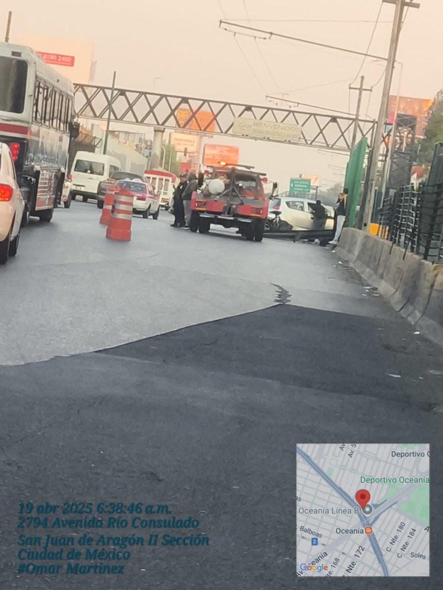 IroniaLD's tweet image. #Choque de Vehículo #particular sin #lesionados, el conductoe pierde el control y se impacta contra el muro de contención, esto en #circuito interior a la altura de #Oceanía Col. Pensador Mexicano.
Alc. #vCarranza #CDMX