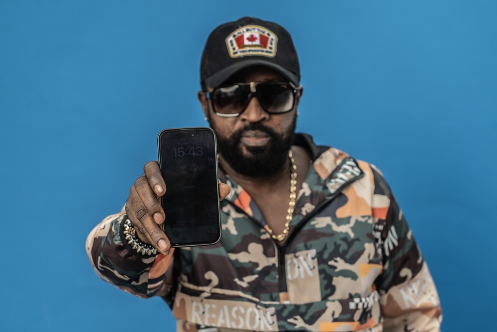 🎉 CHALLENGE DESIGN – GAGNE 100$ !
Crée un visuel avec la photo de Werrason + le texte :
👉🏾 "Transférez de l’argent par MaxiChat"

🔥 Le design le + liké = 100$ sur ta carte Visa MaxiCash !
📤 Poste, tague @MaxicashRDC, et mets #WerrasonMaxiChat
⏳ Jusqu’au 31 avril 2025, 23h59