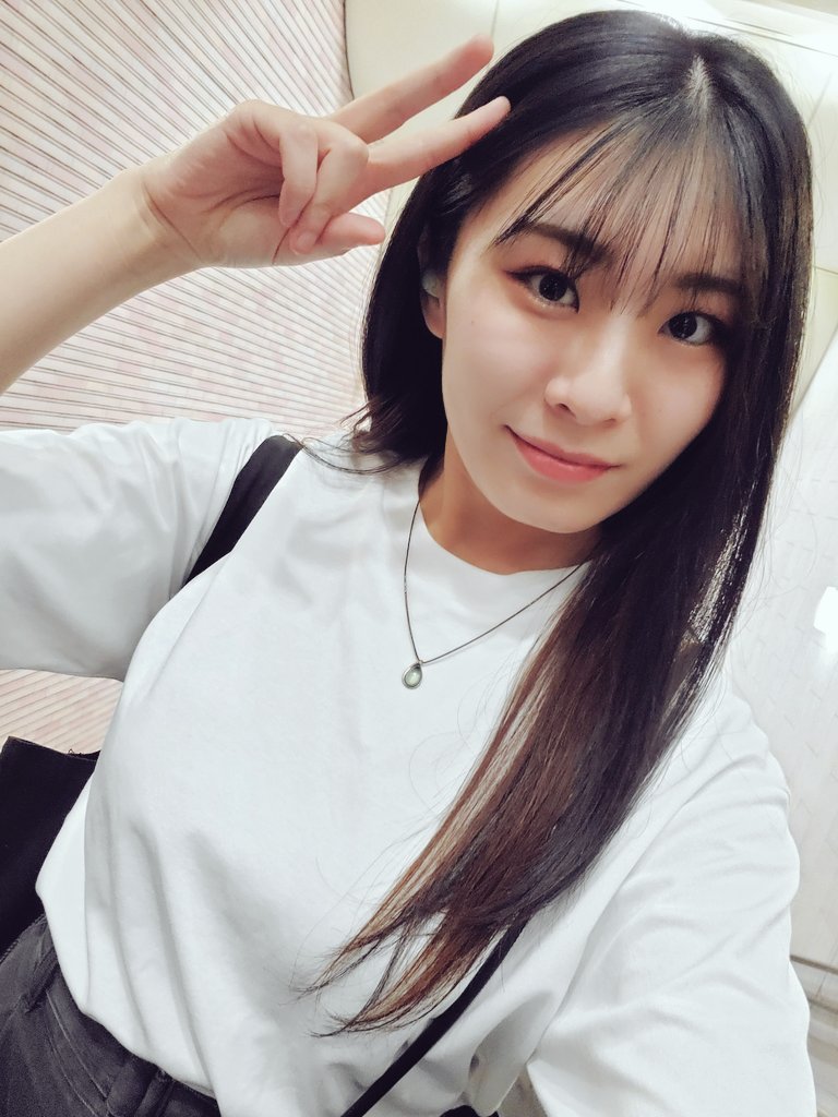 今日も一日お疲れ様でした🩷
最近カジュアルコーデ目指してます☺️Tシャツ1枚でもかっこよく着こなせるようになりたいよね😎