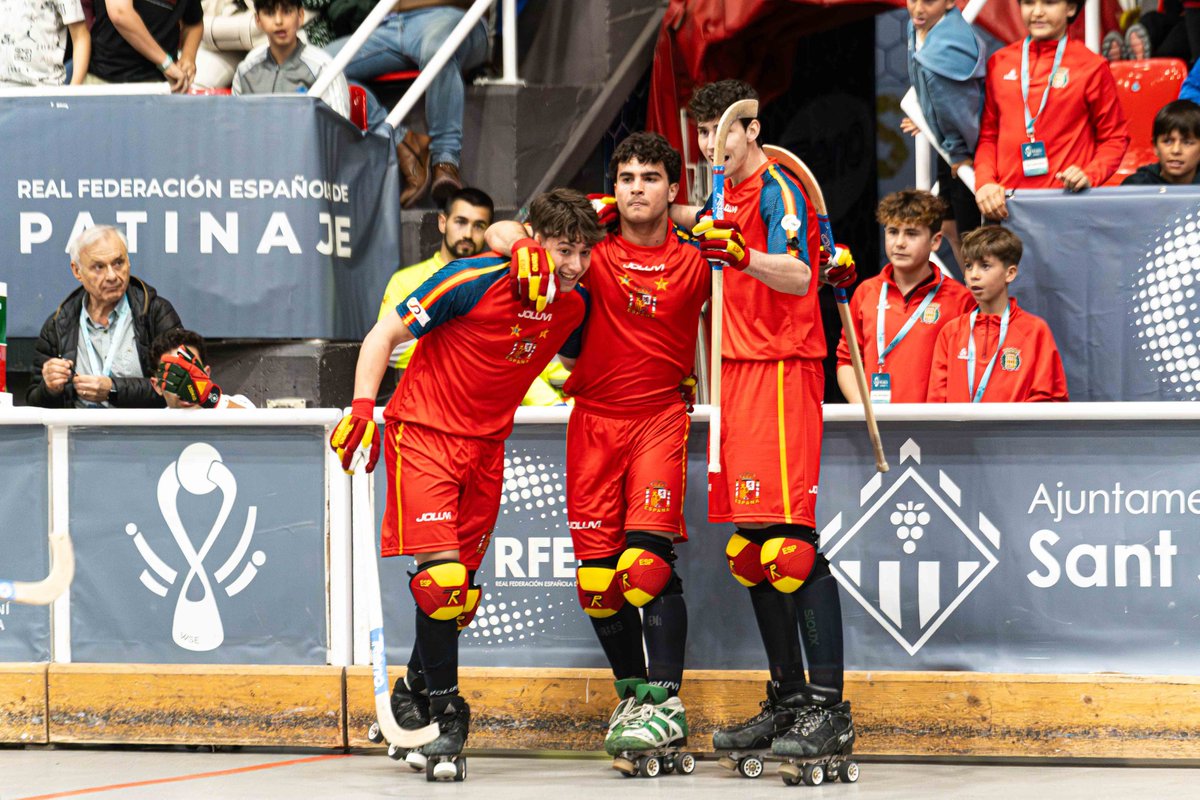 🎉 ¿Quieres venir a animar a la selección española sub-23 esta noche en la final del Europeo que se disputa en el Ateneu de Sant Sadurní d'Anoia? ¡TODAVÍA ESTÁS A TIEMPO! ⏳

🎟️ ¡Últimas entradas disponibles aquí!:
🔗 fep.koobin.es/europeo-sub-23…

#U23WSEEuro #HockeyPatines