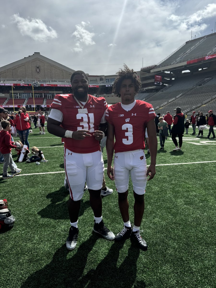 Nyzier Fourqurean (@nyzier2) on Twitter photo From D2 to the Big Ten! We spoke this into existence years ago.. big year coming soon🦡🤞🏽 <a href="/JayviarSuggs7/">Jayviar Suggs</a> From D2 to the Big Ten! We spoke this into existence years ago.. big year coming soon🦡🤞🏽 <a href="/JayviarSuggs7/">Jayviar Suggs</a>