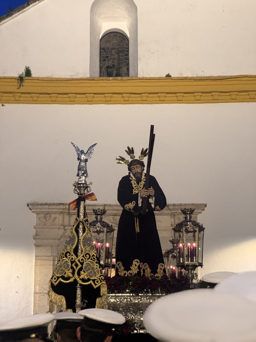 #AngelesdeSevilla | Última chicota del Señor con Ave María y la Marcha Real.

Concluye nuestra Semana Santa en esta bella localidad.

Hermandad del Nazareno
#SSantaAngeles25
#TDSCofrade
