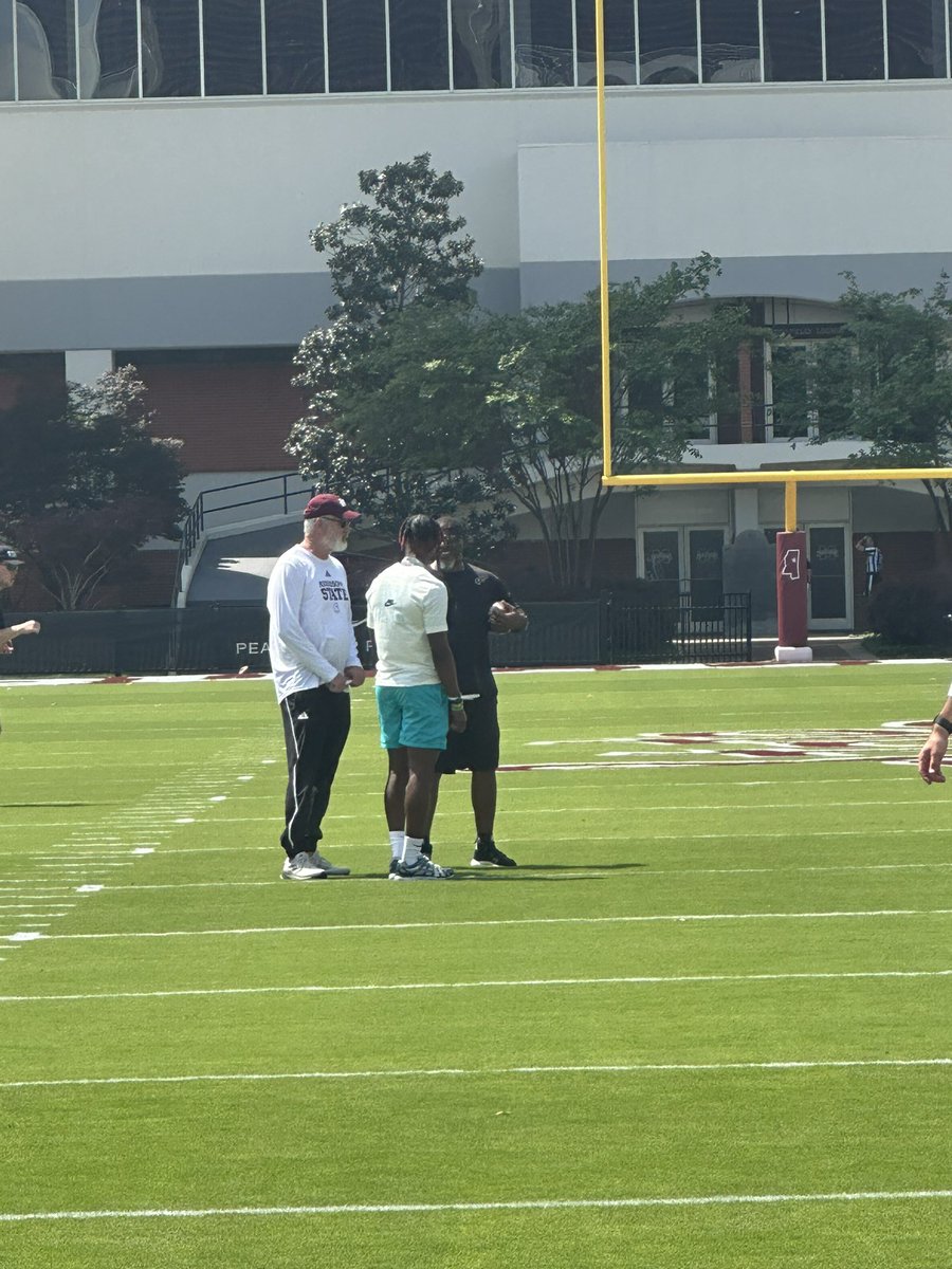 Carter “President” Davis tweet media