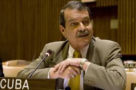 El Ministerio de Relaciones Exteriores de #Cuba 🇨🇺lamenta el fallecimiento, esta madrugada, del destacado diplomático Abelardo Moreno Fernández, y hace llegar sus más sentidas condolencias a familiares y amigos.

🔗cubaminrex.cu/es/fallecio-el…