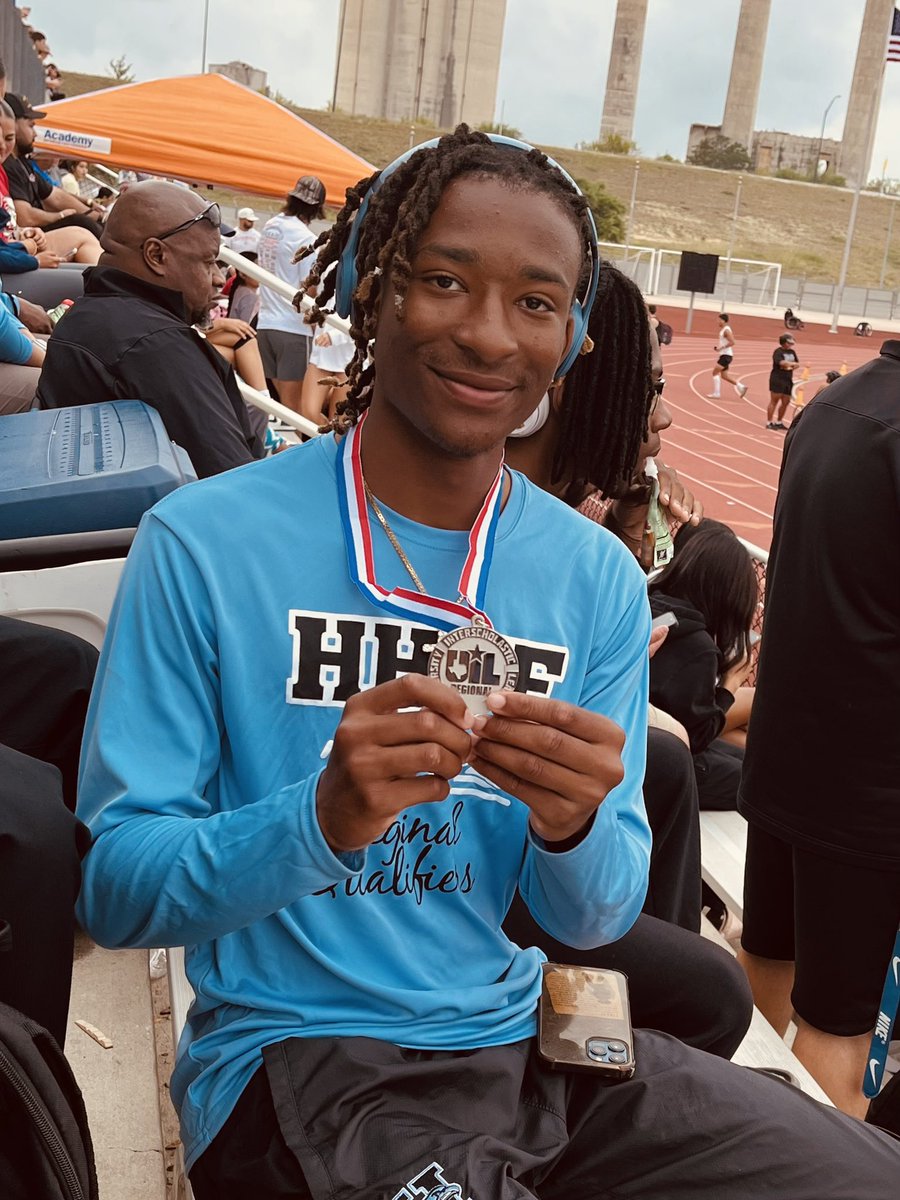 Rick Yzaguirre (@rick_yzaguirre) on Twitter photo Our <a href="/NISDHarlan/">Harlan High School</a> Hawks are headed back to the State Track Meet…Boys will be competing in the 4x100, open 100, open 200, and Triple Jump!!! All Harlan Boys and Girls Track & Field athletes had a great season!!! #HawkYeah <a href="/HarlanHawks_BTR/">Harlan Boys Track</a> <a href="/HarlanHawk_GTR/">Harlan Girl's Track</a> Our <a href="/NISDHarlan/">Harlan High School</a> Hawks are headed back to the State Track Meet…Boys will be competing in the 4x100, open 100, open 200, and Triple Jump!!! All Harlan Boys and Girls Track & Field athletes had a great season!!! #HawkYeah <a href="/HarlanHawks_BTR/">Harlan Boys Track</a> <a href="/HarlanHawk_GTR/">Harlan Girl's Track</a>