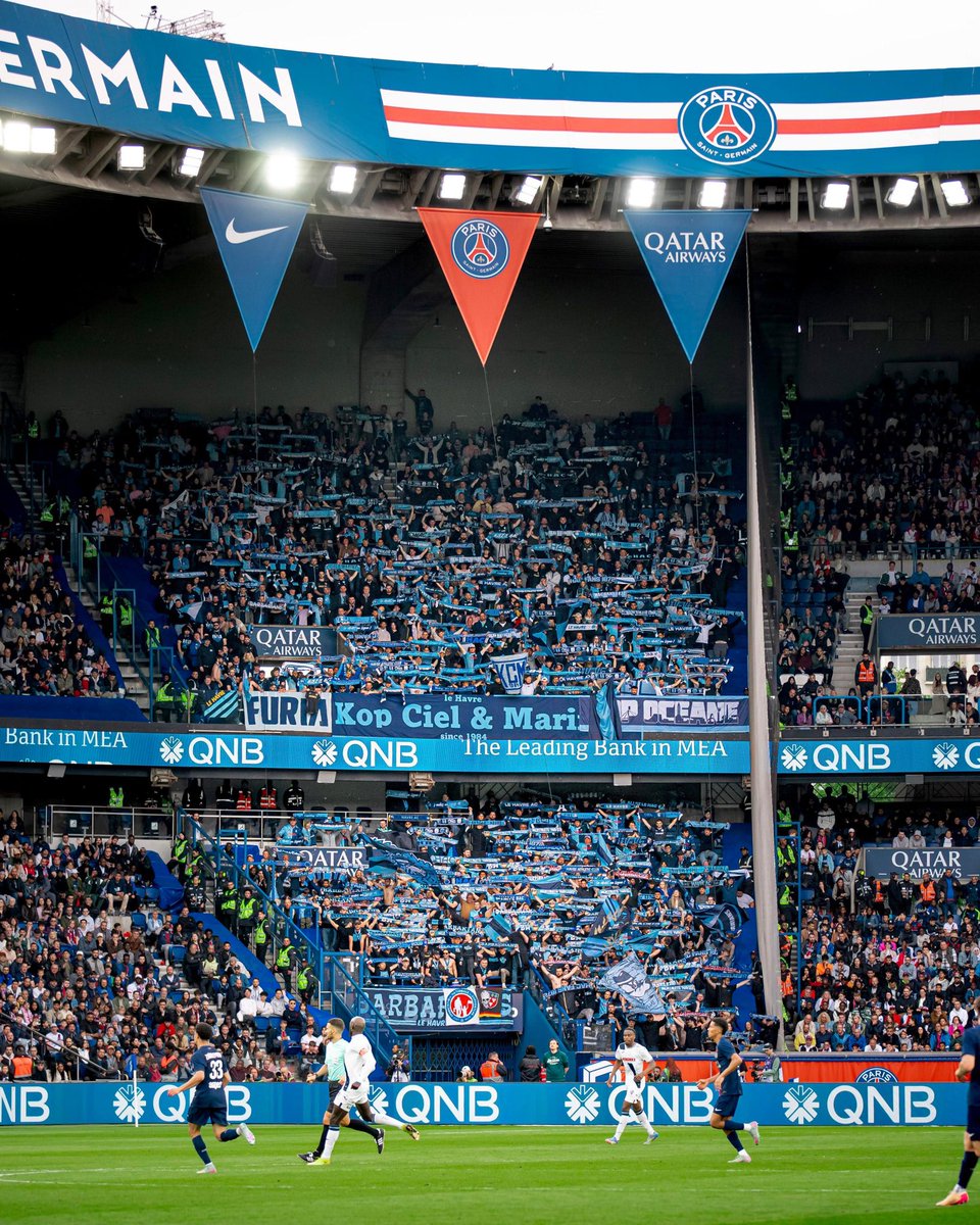 UltrasMadeinFR's tweet photo. ⚽️ Paris - Le Havre
📢 Les havrais se sont déplacés en nombre au Parc!
📆 Samedi 19 avril  2025
📸 @HAC_Foot 

#PSGHAC https://t.co/4fSa819tm0