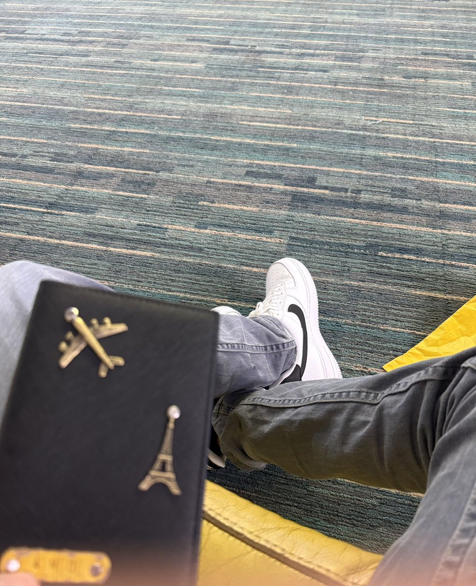 davidhtun28's tweet photo. ✈️ https://t.co/YJ8N49axYK