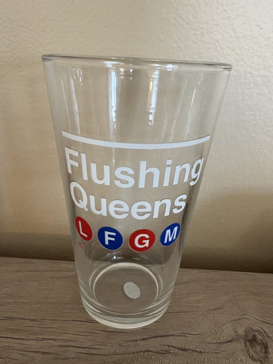 NotSlimNorShady's tweet photo. Back to back days with a surprise in the mailbox from ⁦@athletelogos⁩ !!! My wife is probably cooler than yours! 😁😍 https://t.co/kaF1yz8ntN