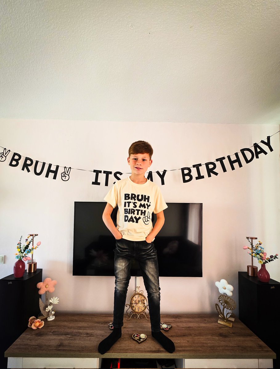 dolphie83's tweet photo. Happy Birthday my beautiful boy❤️🎈🎁🎈🎁🎈🎁🎈🎁🎈🎁🎈🎁 https://t.co/Q7HvjJILSI