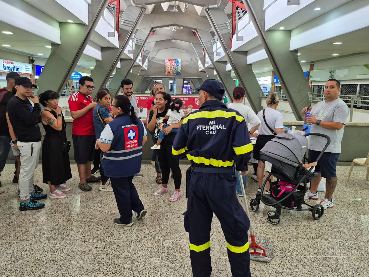 ¡En <a href="/MiTerminalCali/">Mi Terminal Cali</a> seguimos firmes contra la #FiebreAmarilla!
 La vacuna es gratis, segura y protege de por vida.💉

¡Acércate a nuestros puntos de vacunación este fin de semana!
 📍 Terminal de Transportes 📍 IPS Primero de Mayo 📍 Clínica Farallones
🕣8:00 a.m. - 1:00 p.m.