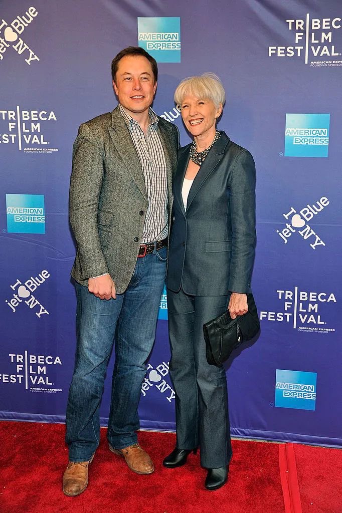BaronJTrump's tweet image. Happy Birthday to the mother who gave the World a Genius of this Era.
Join me in wishing Elon’s mom, Maye Musk, a happy birthday in the comments.