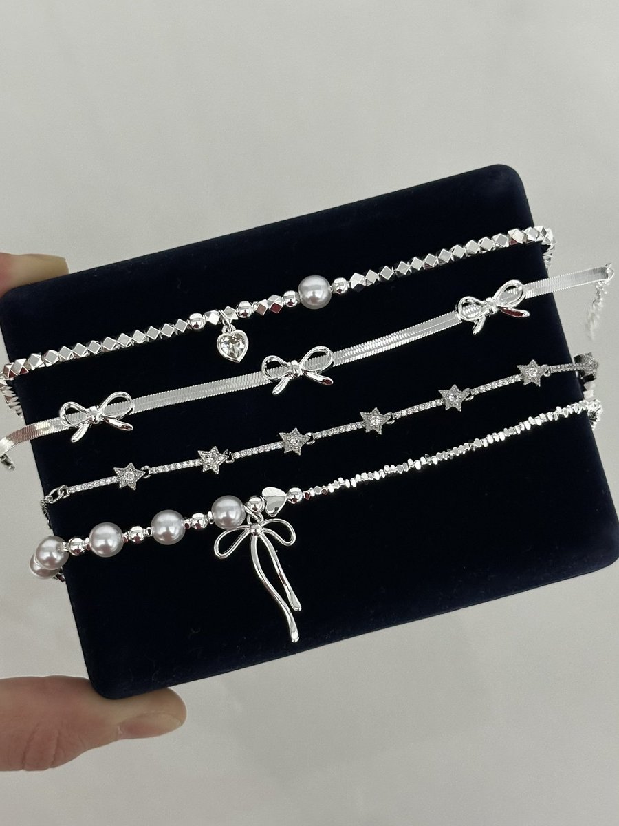 klothostudio's tweet photo. Yeni✨ Çelik silver bileklikler🩶
klothostudio
#silverjewellery #steel #bowbileklik #pinterest https://t.co/z11dKrCbTM