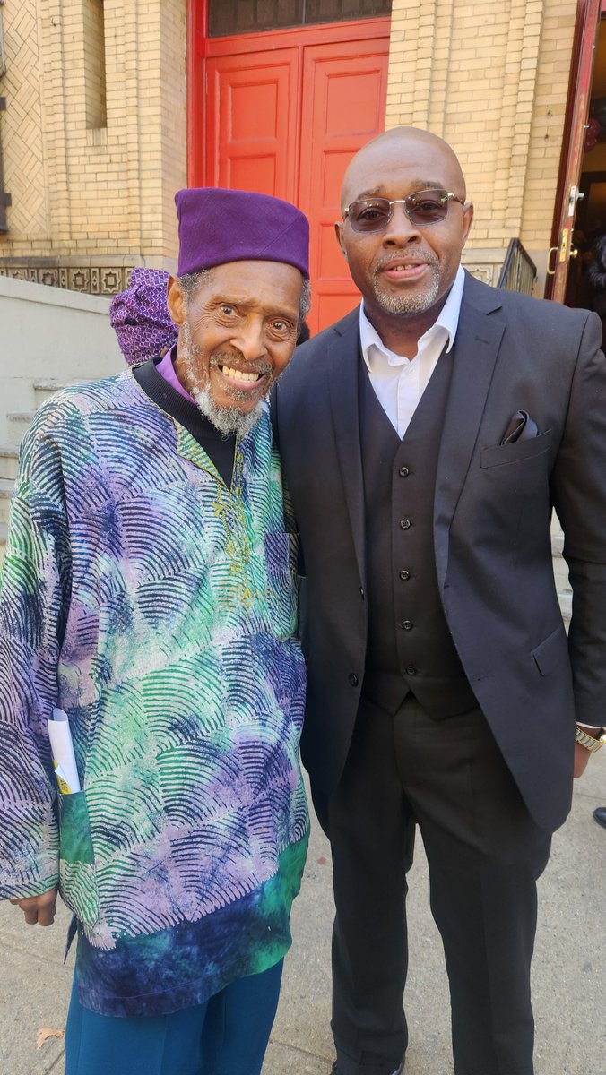 Musa_Moore's tweet photo. Always great to see Bishop Herbert Daughtry 

#Brooklyn #brooklynbuzz.com #NewYork #Bishop #Blessings #Keepshining #shine https://t.co/1V1T2RyIpL