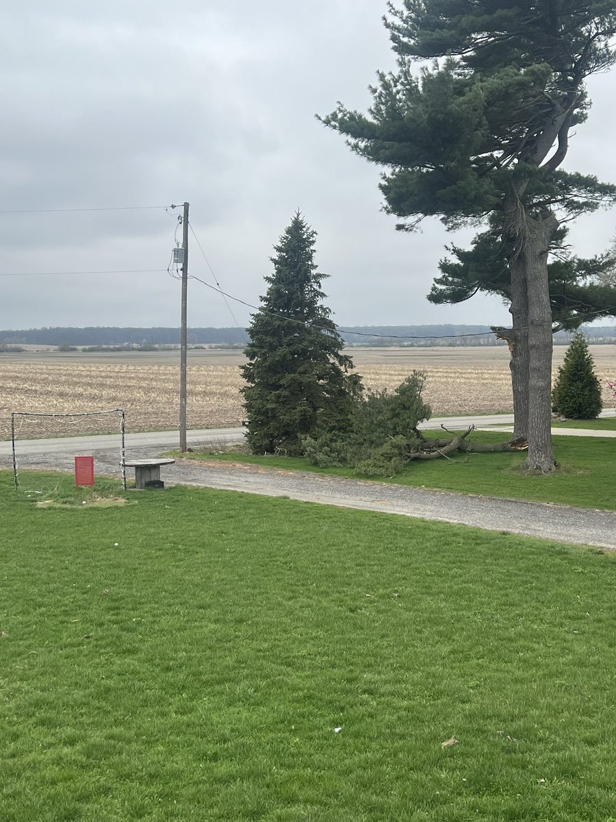 LeroyWiffle's tweet photo. Winter hasn't been kind to the compound. 

Next work day is scheduled for April 26 starting around 9 am! 

Any help is appreciated! #Season12 https://t.co/0o6MP0JwAu