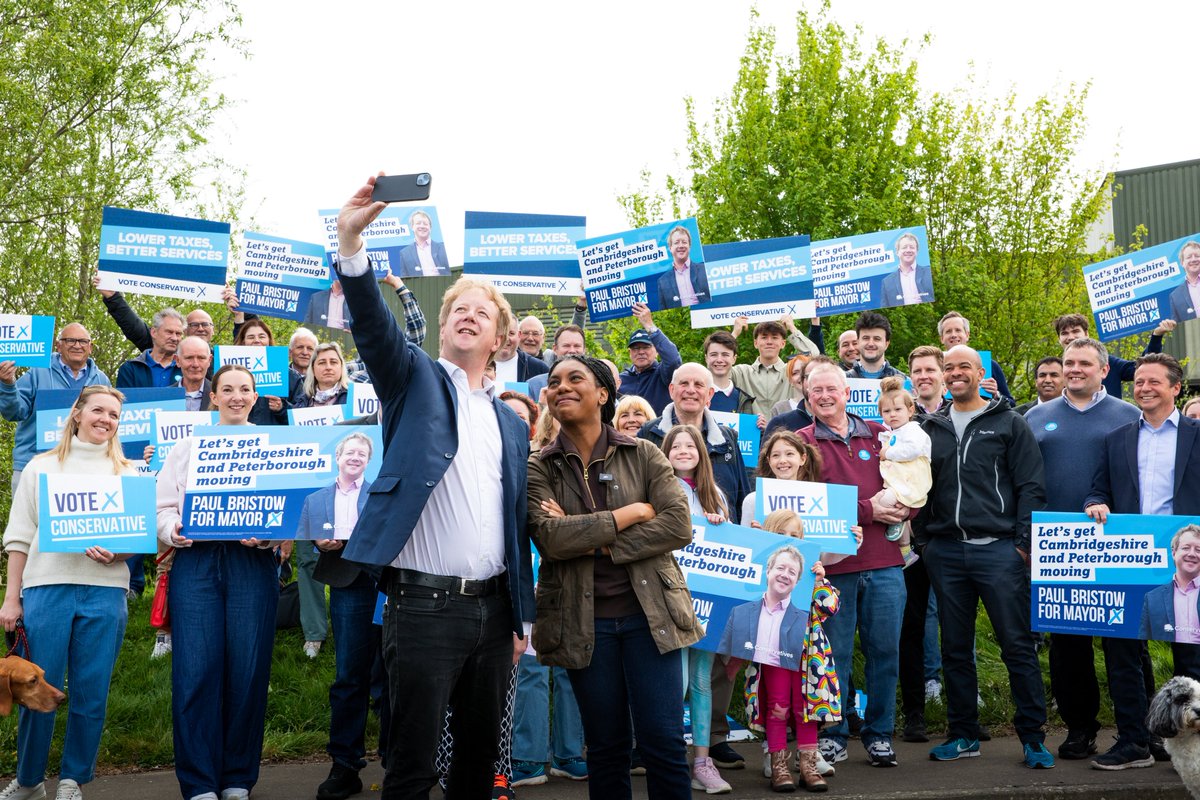 Don’t just hope for a better council. Vote for one!

Vote Conservative on 1st May for our excellent candidates in Folkestone and Hythe, Dylan Jeffrey, Keiran Leigh, Rory Love, Tony Hills, Sean McKirdy and Sarah Richardson. spkl.io/6010fx4Zy