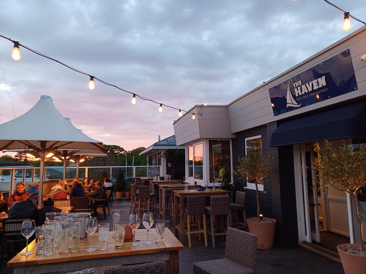 Good evening Lymington!

#gelovejuzza07
#thehaven