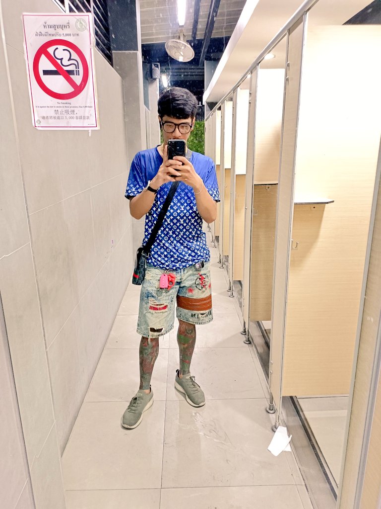 ชายแท้สูง172หนัก62k54รุกไซ
#รับงานกทม #ไฮแล้วเงี่ยน #IDไลน์gearying999