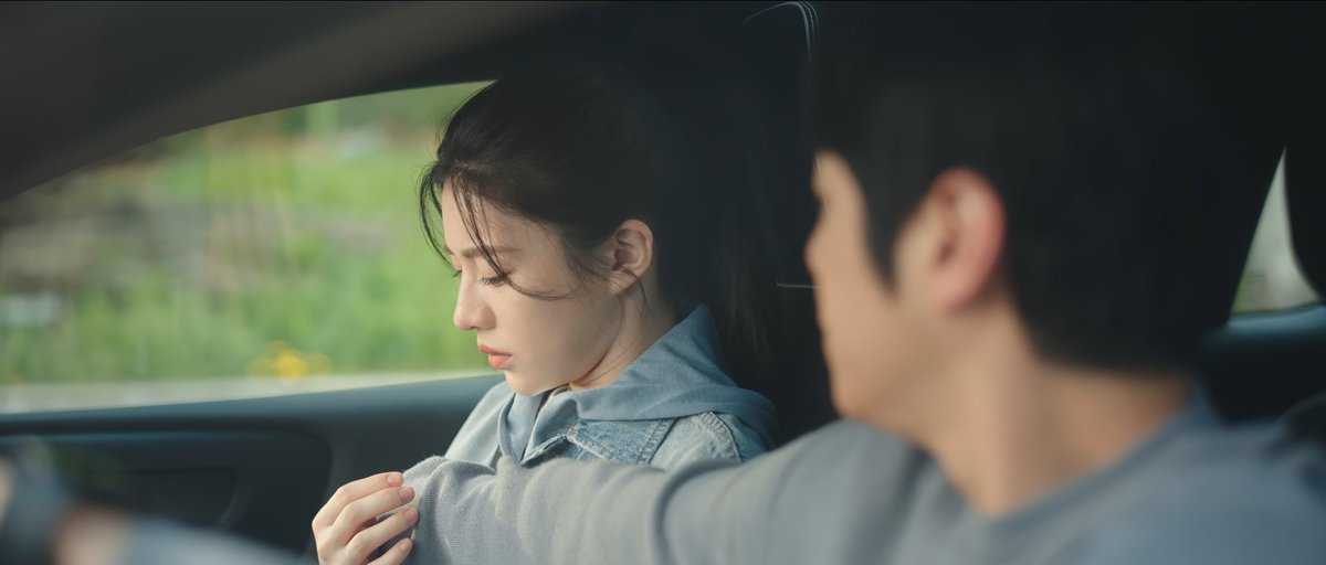 kdramamiss's tweet photo. i'm totally and completely hooked on their chemistry #ResidentPlaybook #ResidentPlaybookEp3 https://t.co/lxvF15fLzY