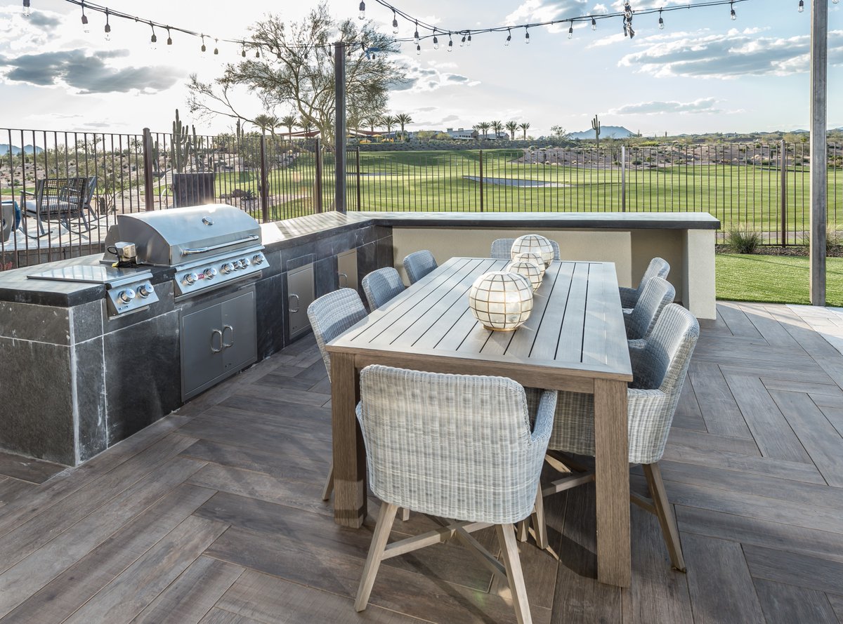 calpool's tweet image. 🌞 April in Arizona is Pure Magic! 🌵🐣

There’s nothing like soaking up the sunshine in your custom outdoor oasis during this perfect spring weather! 

Wishing you a joyful Easter weekend filled with sunshine, smiles, and a splash of fun! 💦🐰🌼

#calpools #azpoolbuilder