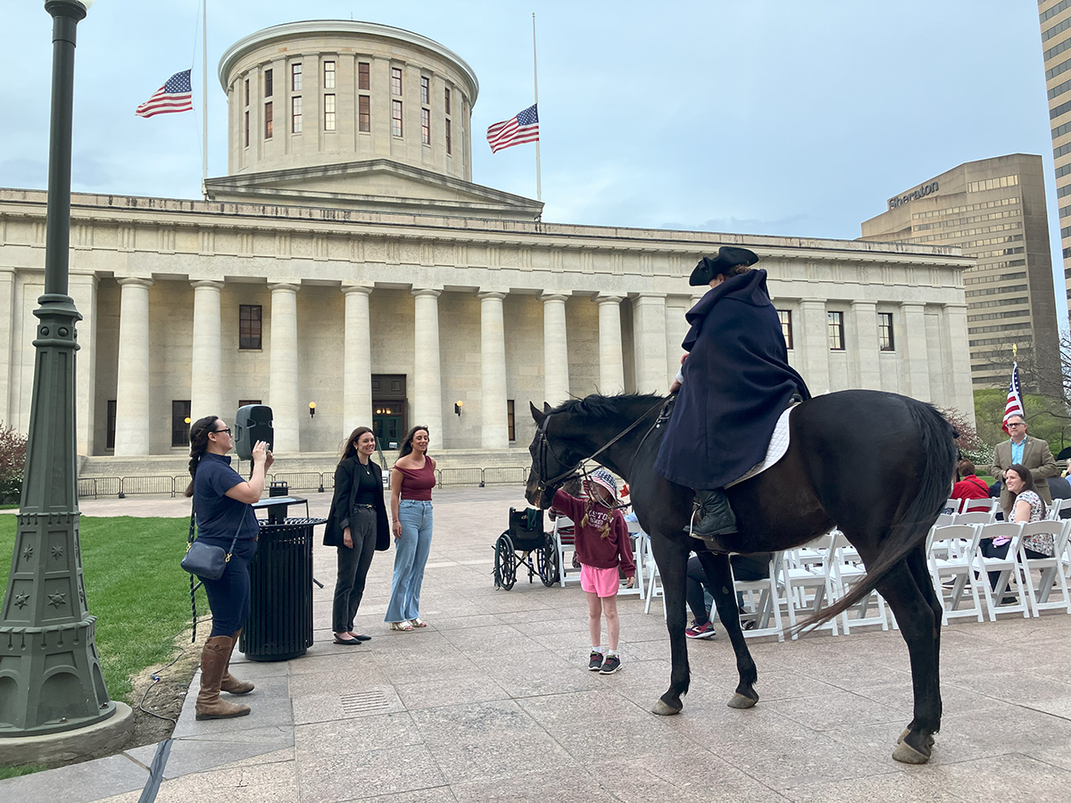 OhioStatehouse's tweet photo. It was nice to meet Capella the horse at the Ohio Statehouse on Friday evening when we celebrated the 250th anniversary of Paul Revere's ride. Thanks to @AM250Ohio  
#TwoLightsforTomorrow https://t.co/XCcqIf2S9A