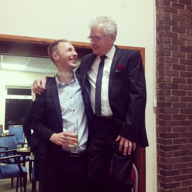 12 years ago today, i helped carry my auntie's coffin in &amp; out of her funeral. Can't believe it's been that long.

This picture was from the wake. My grandad was fed up of being the smallest of us all 🤣  

In typical fashion for my family, we had a noise complaint at the wake 🤣