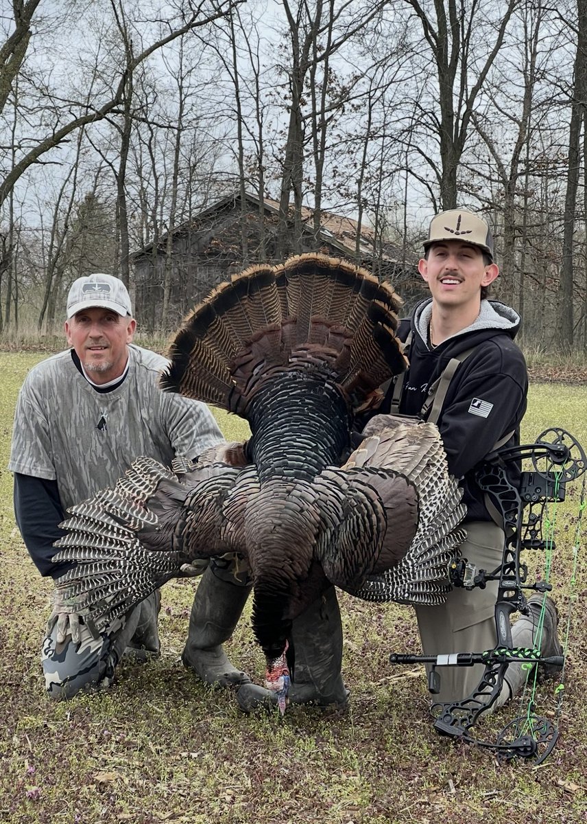 Champbuck tweet media