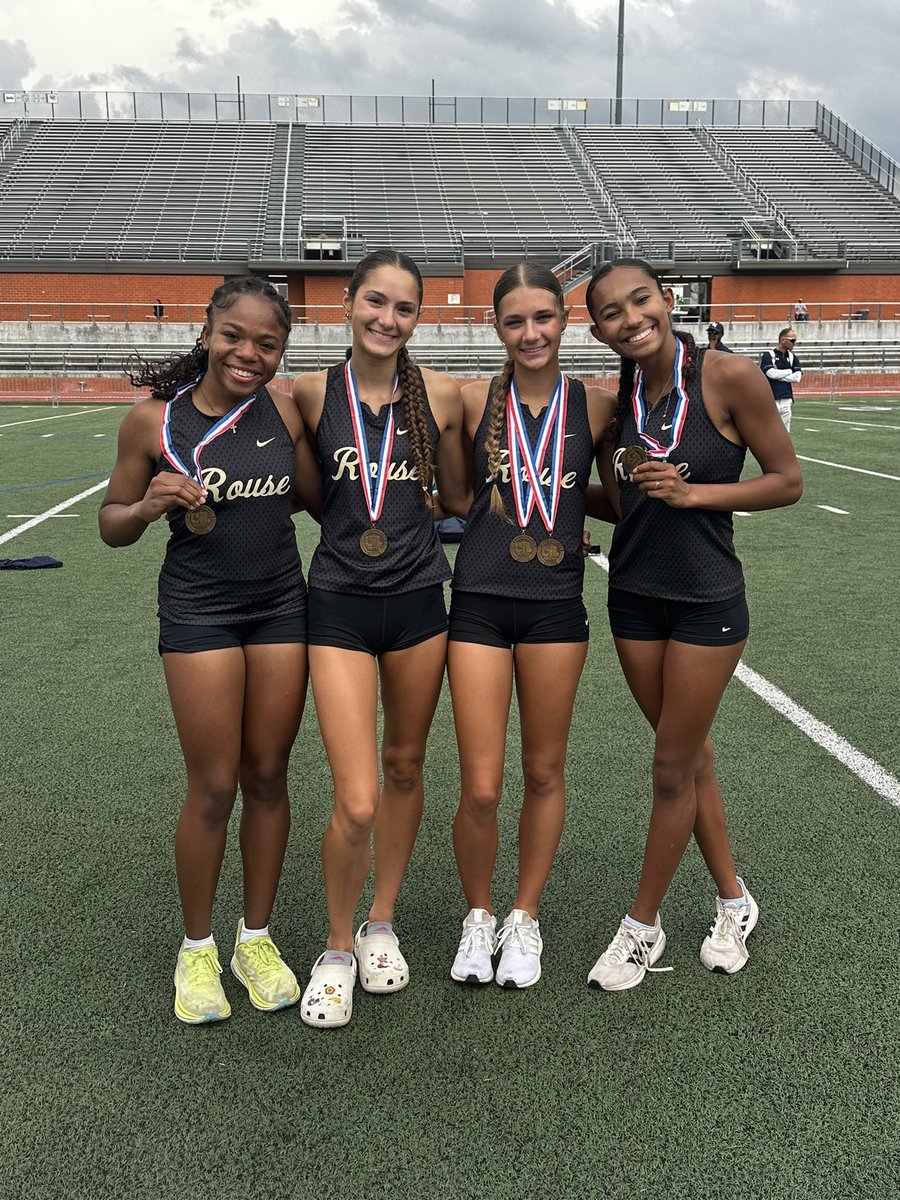 Girls 4x4 places third at the 5a UIL Region 4 meet with a new school record (3:52.8)! Great job, ladies!!