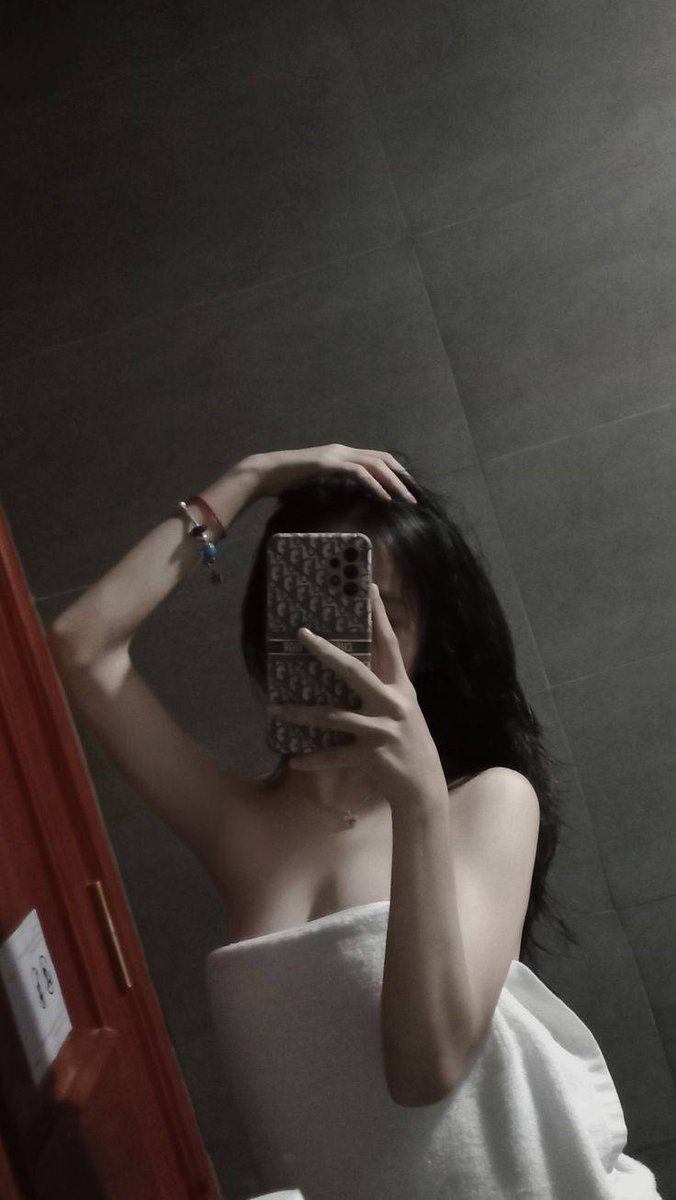 px6n4e's tweet photo. บรรยากาศฉ่ำๆ อยากมีกอดอุ่นๆจัง🍎
มีเพื่อนค่ะ รับประกันสวยทั้งสอง
งานดีฟินไว เดินทางไปหาได้🚗

#รับงานเชียงราย🍎

🆔noowawa98 https://t.co/dA8p1tmq4F