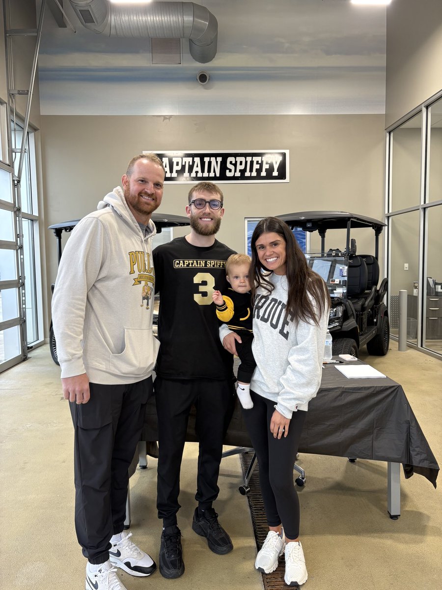 CC Bulldog Basketball tweet media