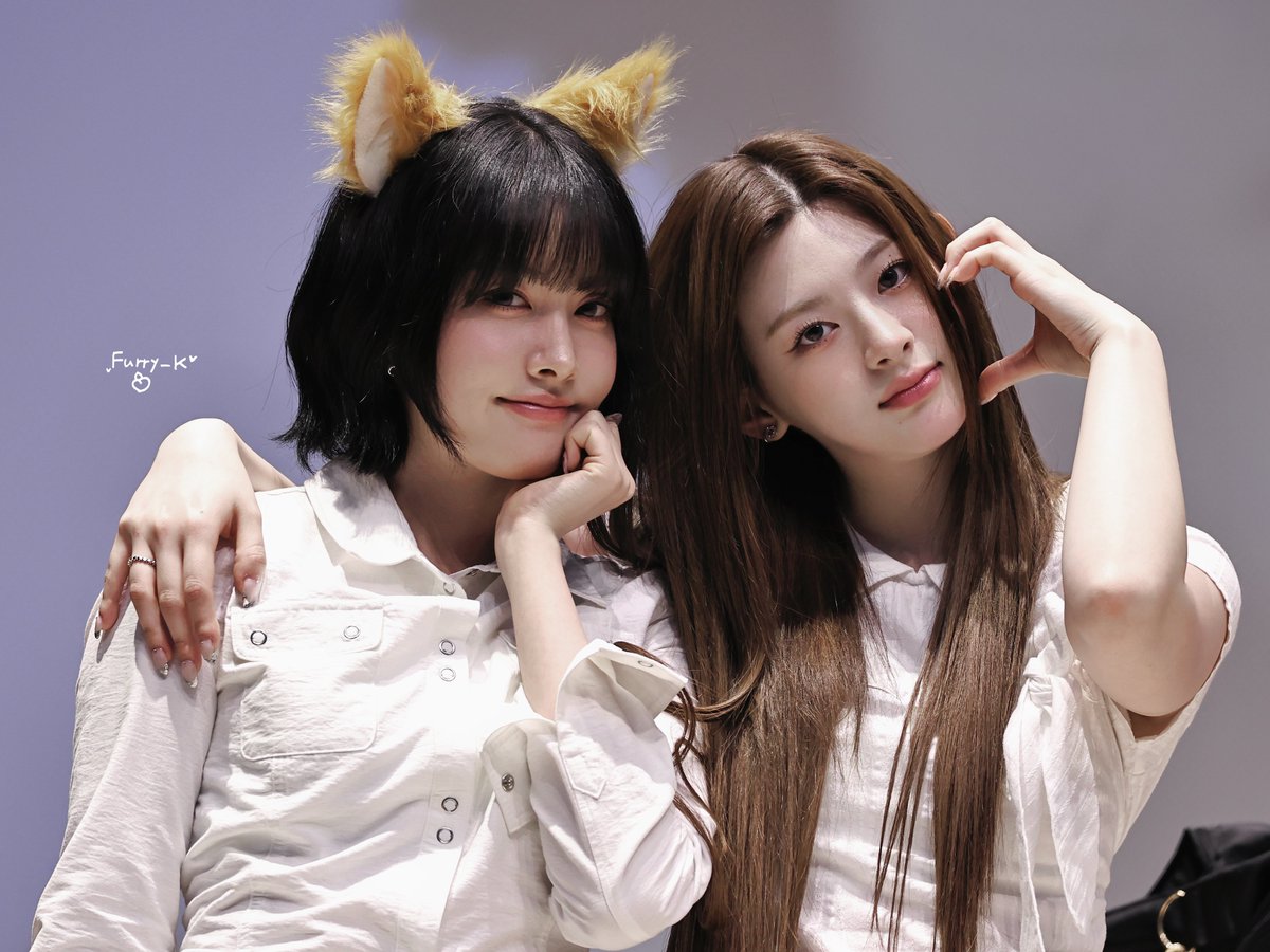 Furry_k_'s tweet photo. 250419 윤세은즈 너무 좋앙🥰

#STAYC #세은 #윤  
#스테이씨 #SEEUN #YOON 
#공주와또  #윤세은즈 https://t.co/dLJRfJYKng