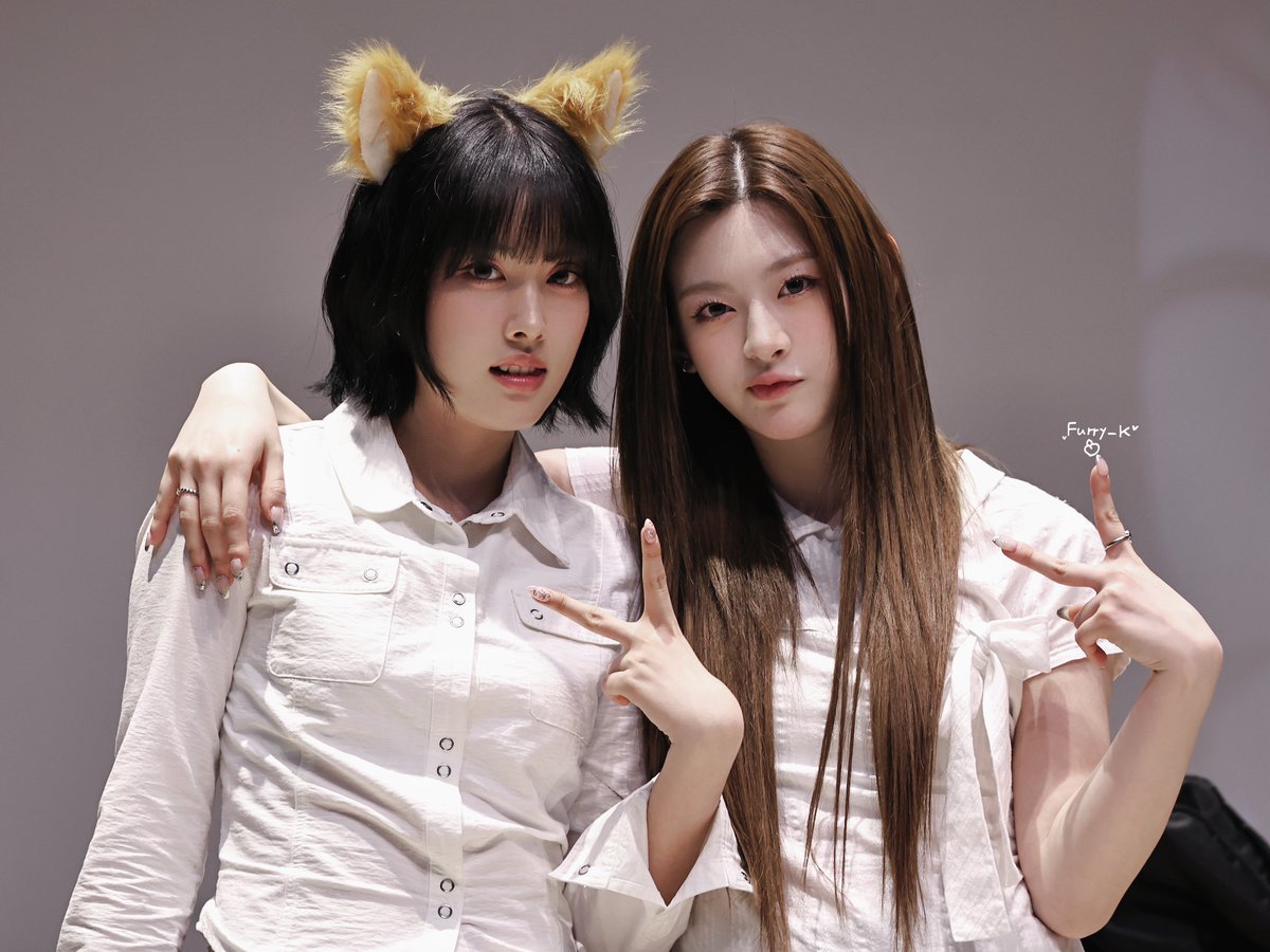 250419 윤세은즈 너무 좋앙🥰

#STAYC #세은 #윤  
#스테이씨 #SEEUN #YOON 
#공주와또  #윤세은즈