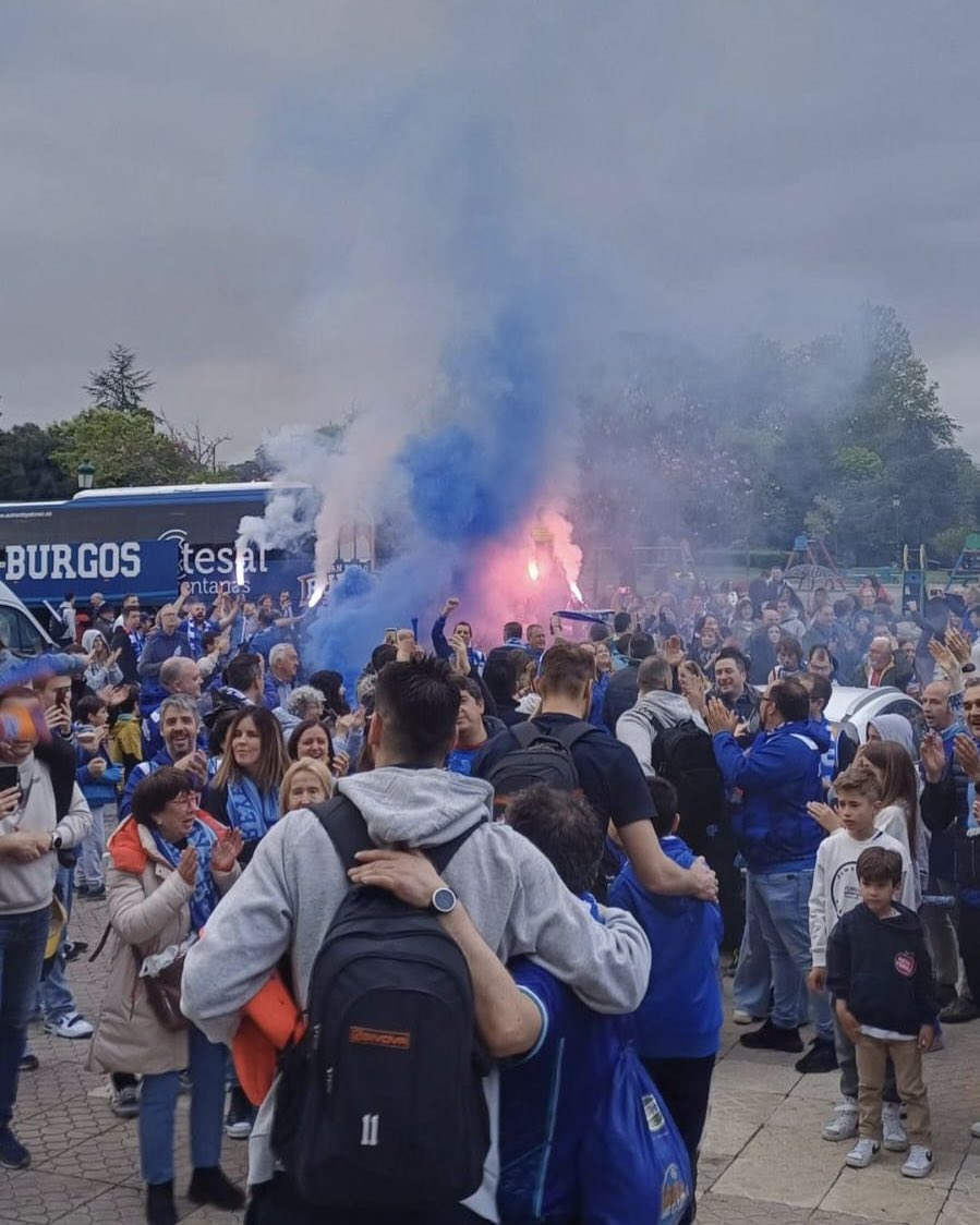 Deja que pase lo que tenga que pasar… 

#AMuerteContigo 💙
