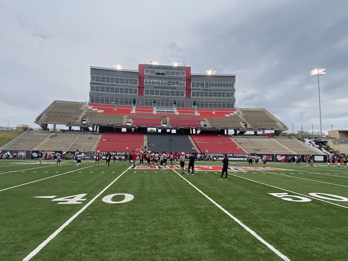 Grant Lake (@coach_lake42) on Twitter photo Appreciate the hospitality. Top notch coaching staff, team, program, and facilities! #WolvesUp 🐺<a href="/CoachButchJones/">Butch Jones</a> <a href="/Coach_GMcCarley/">Griff McCarley</a> <a href="/CoachDLett/">Derrick Lett</a> <a href="/CoachTillman_/">Dakota Tillman</a> <a href="/AStateFB/">Arkansas State Football</a> <a href="/waidmiller_9/">Waid Miller</a> <a href="/MooseCole/">Moose Cole</a> Appreciate the hospitality. Top notch coaching staff, team, program, and facilities! #WolvesUp 🐺<a href="/CoachButchJones/">Butch Jones</a> <a href="/Coach_GMcCarley/">Griff McCarley</a> <a href="/CoachDLett/">Derrick Lett</a> <a href="/CoachTillman_/">Dakota Tillman</a> <a href="/AStateFB/">Arkansas State Football</a> <a href="/waidmiller_9/">Waid Miller</a> <a href="/MooseCole/">Moose Cole</a>